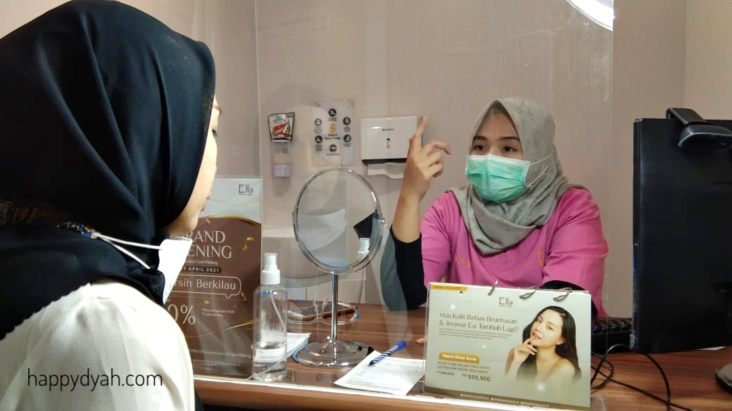 Cara Menghilangkan Kantung Mata di Ella Skin Care Malang Happy Dyah