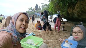 pantai malang yang ramah anak